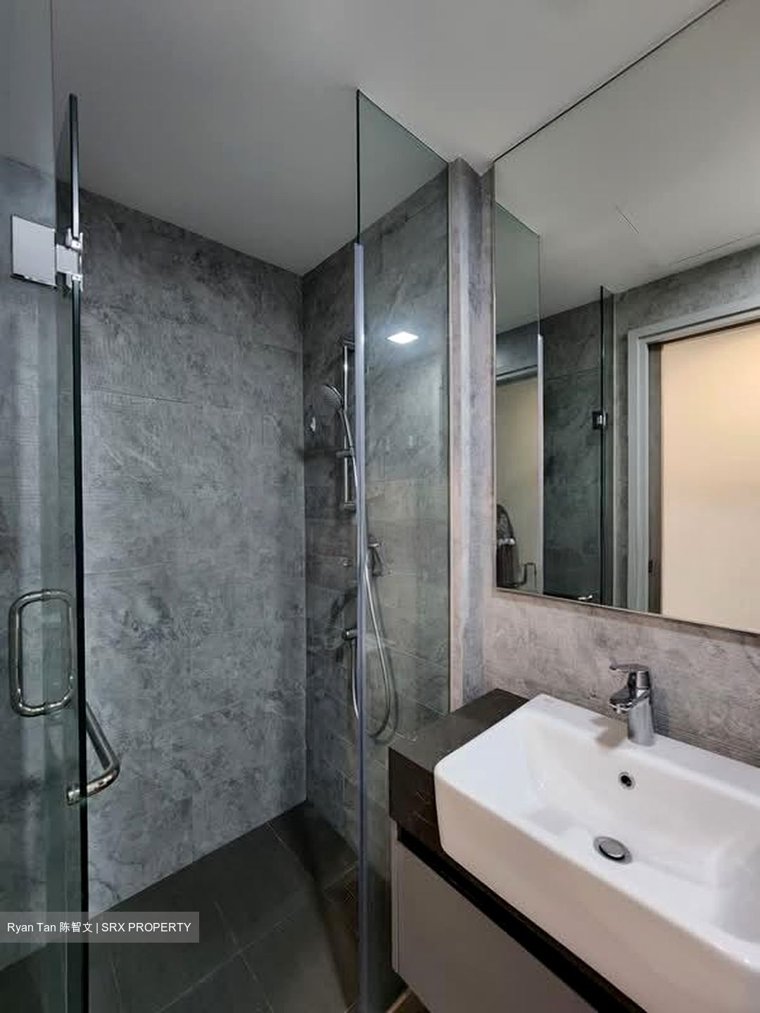 Sixteen35 Residences (D14), Apartment #566478561